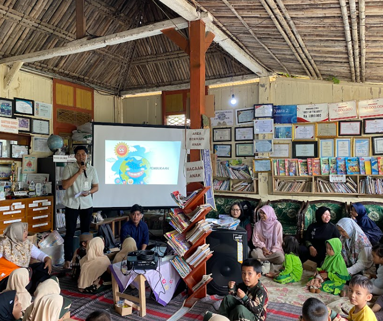 sosialisasi dan pelatihan