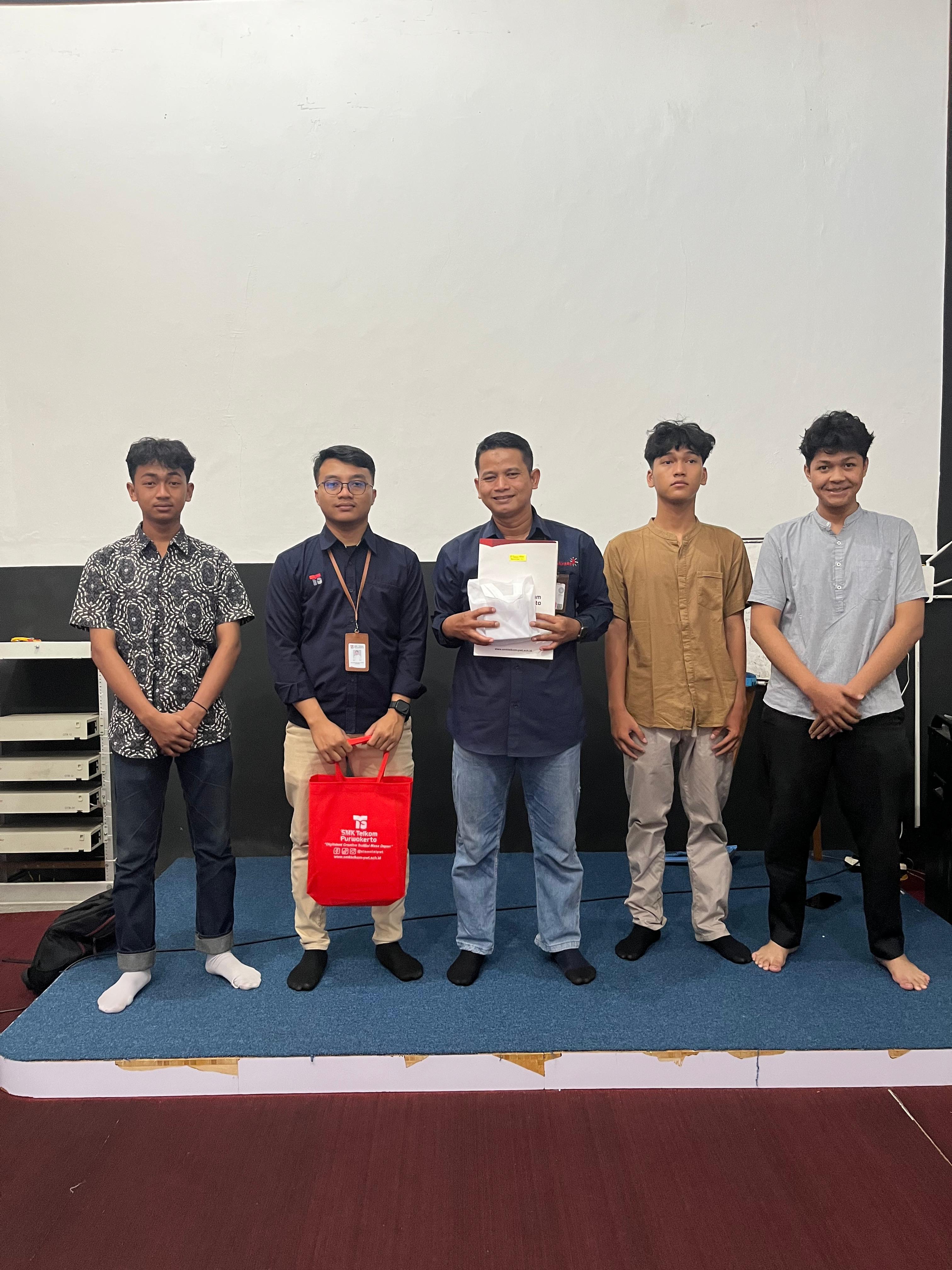 Cara Mengatasi Stress Panas pada Ayam Petelur