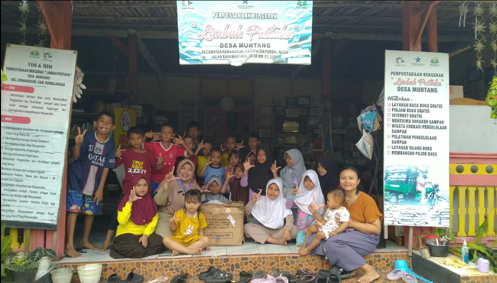 Perkuat Literasi, Perpustakaan Limbah Pustaka Desa Muntang Terima Bantuan Buku dari Kompas