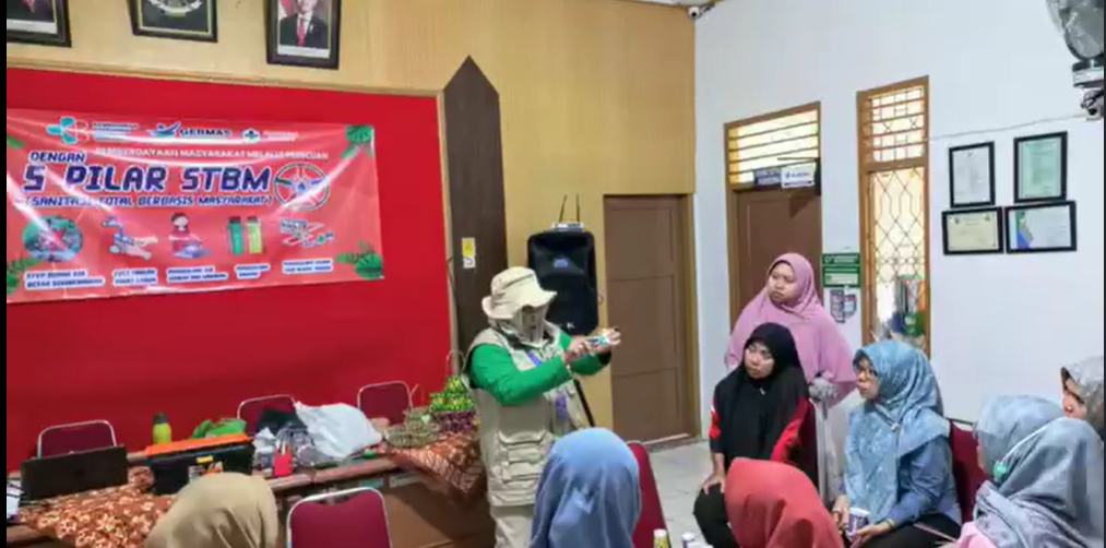 Perkuat Pilar Ke-4 STBM, Devisi Bank Sampah Limbah Pustaka Jadi Narasumber di Puskesmas Kutawis